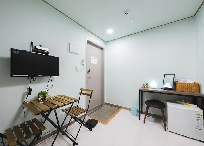Hostel Cave Myeongdong Seul