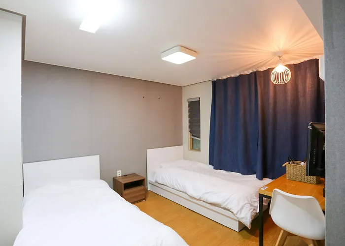 Cave Myeongdong Seul